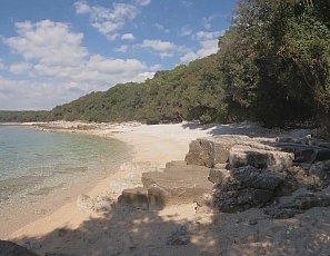 010323_matty_mila_perez_fucking_and_sucking_her_boyfriend_on_a_secluded_beach_while_on_vacation_creampie