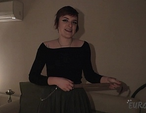 011519_casting_first_time_model_19yo_brille_gets_naked_and_masturbates_on_the_white_casting_couch