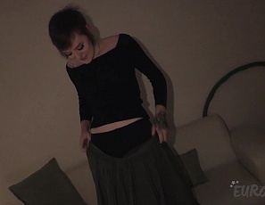 011519_casting_first_time_model_19yo_brille_gets_naked_and_masturbates_on_the_white_casting_couch