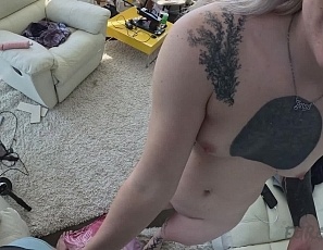022124_pov_blowjob_for_lucky_cameraman_from_hot_tattoo_model_brille_she_loves_hot_cum_in_her_mouth_and_hard_cocks