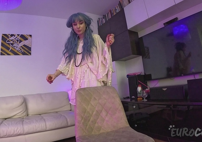 041624_poppy_gives_lily_angelic_a_dancing_striptease_lapdance