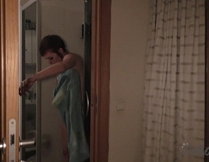 050719_late_night_voyeur_at_home_19yo_brille_fly_on_the_wall_video