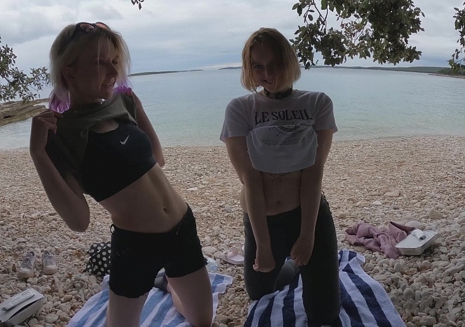 053122_on_vacation_rainy_day_on_a_tropical_beach_with_diana_and_ingrida