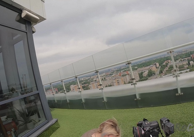 061224_rooftop_terrace_lesbians_sofie_and_ingrida_fuck_with_a_double_dildo_outdoors