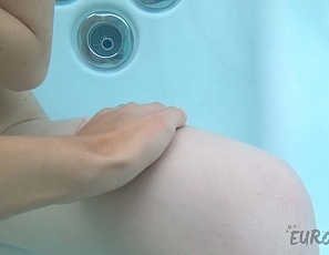 061821_underwater_lesbian_jacuzzi_fun_pretty_spinner_layla_dildo_playing_with_miss_pussycat