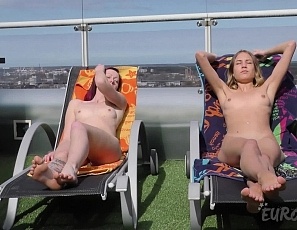 090821_hot_new_model_bleika_sunbathing_nude_with_miss_pussycat_and_masturbating_with_a_dildo_in_jacuzzi