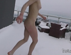 102821_little_lolly_gets_naked_in_the_snow_and_makes_snow_angel_then_masturbates_in_the_sauna_and_showers_clean