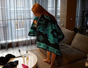 110416_fly_on_the_wall_voyeur_video_of_roxy_in_riga_apartment