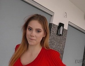 111419_sexy_18yo_margarita_fingers_herself_until_she_cums_with_closeups