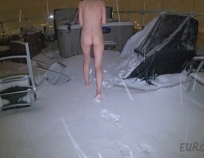 120222_late_night_underwater_jacuzzi_dildoing_brille_with_her_friend_ingrida