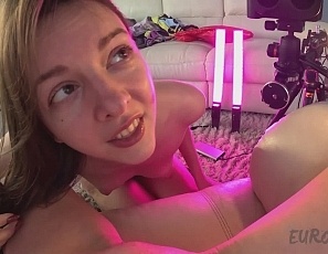 120925_josie_gets_her_pussy_eaten_by_her_friend_rebeka_ruby_until_she_cums_for_a_real_female_orgasm